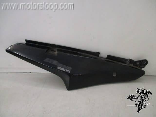 Suzuki DL650(B1111) Sidepanel right black