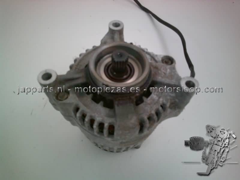 Suzuki RF600R Alternator