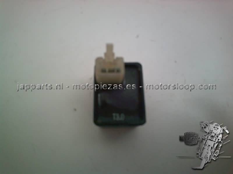 Suzuki RF600R Relay 1