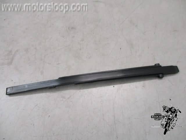 Suzuki LS650 Nokkenasketting geleider 2