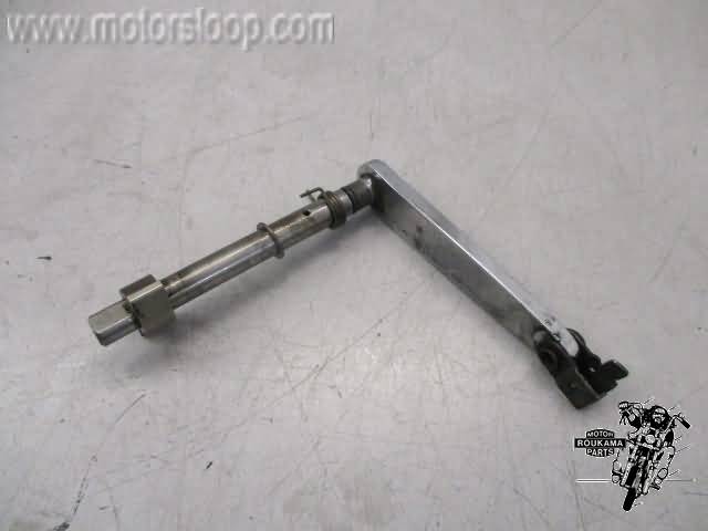 Suzuki LS650 Clutch lever engine