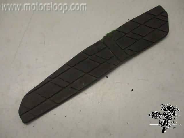 Suzuki AN400 Voetplankrubber links voor