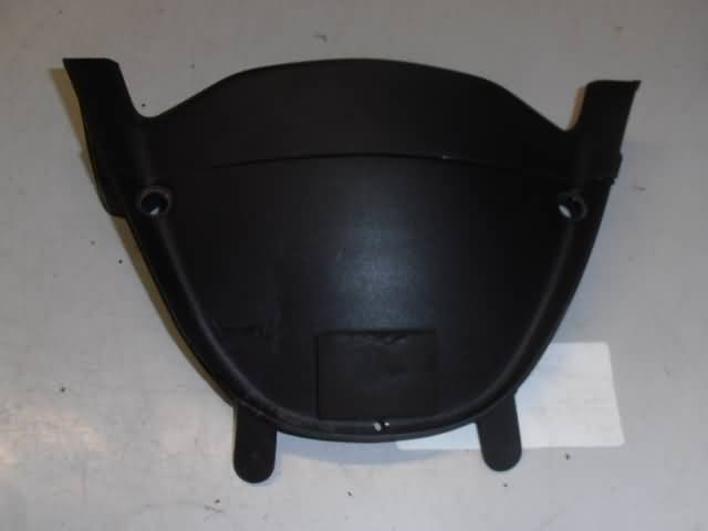 Suzuki RF900R Kapje onder kuipruit