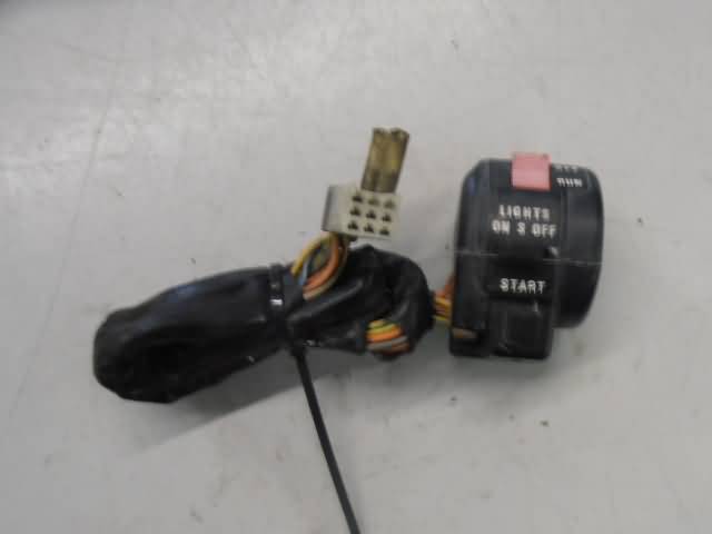 Suzuki GSX550(GN71) Stuurschakelaar rechts 37200-34530