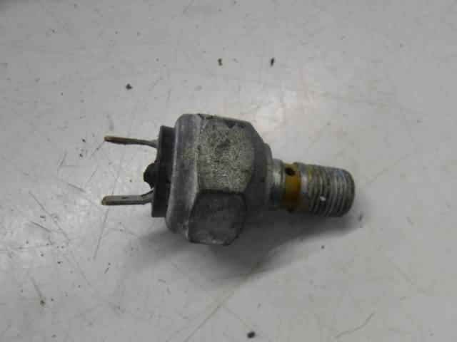 Suzuki GSX550(GN71) Brake switch front brake