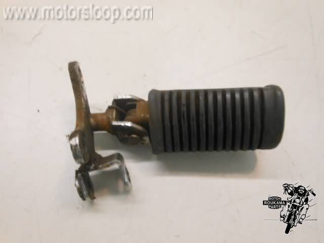 Suzuki GSX400E Voetstep links voor 43520-44402 & 43560-37301