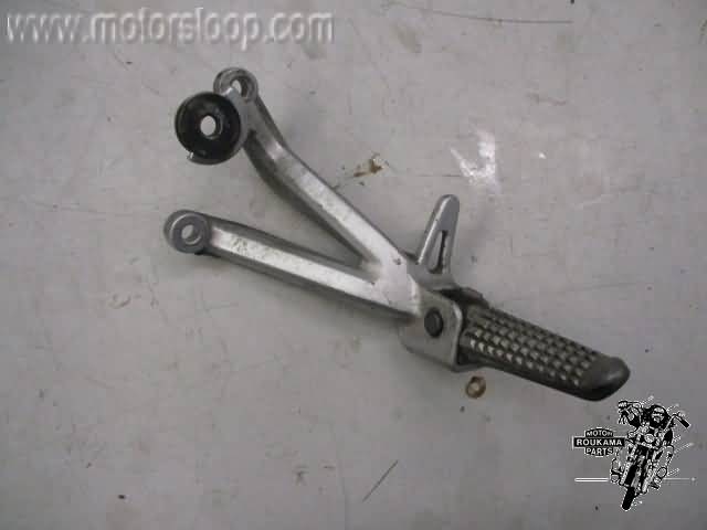Suzuki GSX-R600(AD3112) Footpeg rear left