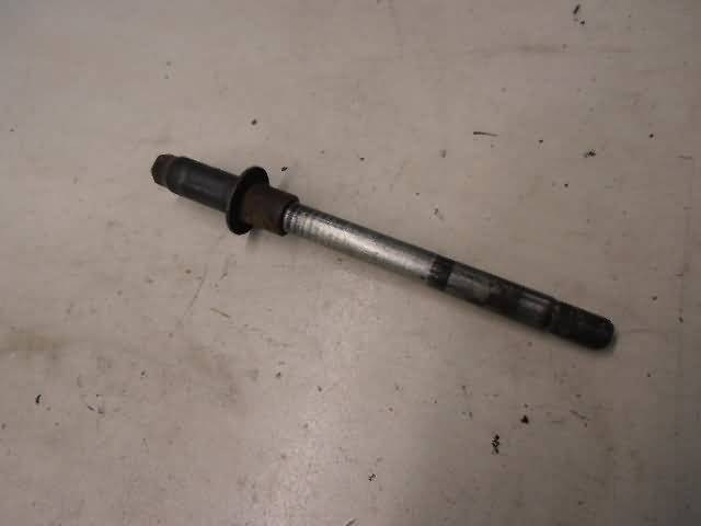 Suzuki GSX1100G Voorwiel as 26D 54711-32C00