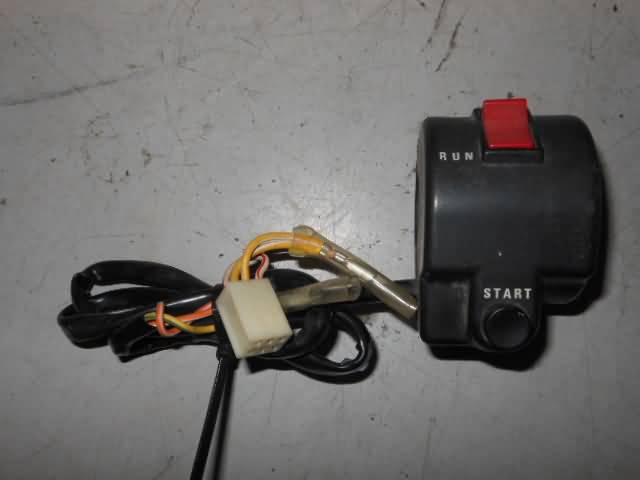 Suzuki GS300L(GK52L) Stuurschakelaar rechts 37200-34430