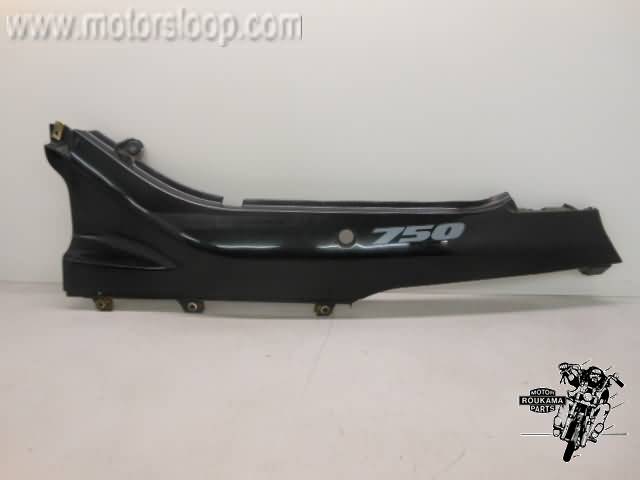 Suzuki GSX750F Zijkap links