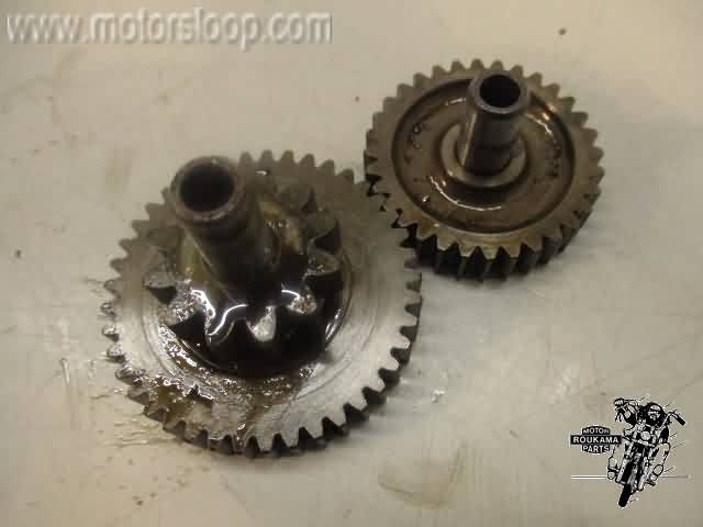 Suzuki VS700(VP51A) Startmotor tandwielen