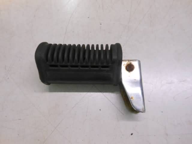 Suzuki GS750T Voetstep rechts achter 43600-49500