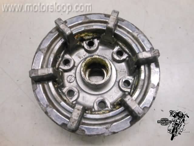 Suzuki GS550E Tandwieldrager 64611-34000