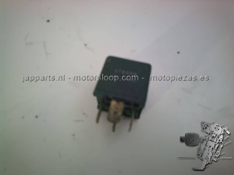 Triumph Sprint 955RS(TF605) Relais 2