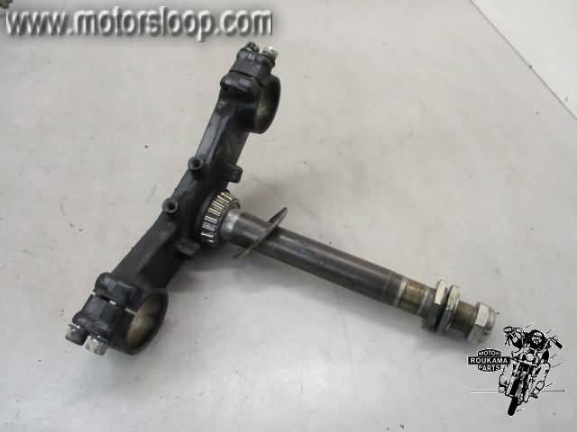 Triumph Sprint 900(T300A) Voorvork T-stuk