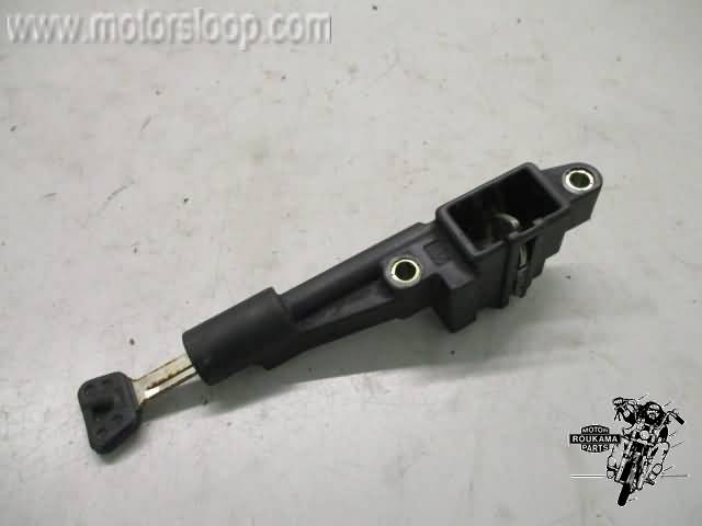 Yamaha FZR600(3HE) Zadelslot