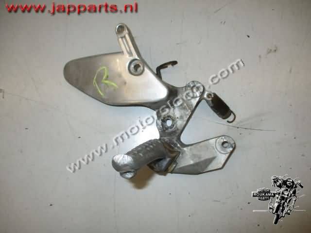 Yamaha YZF750R(4HD) Estribera delantera derecha