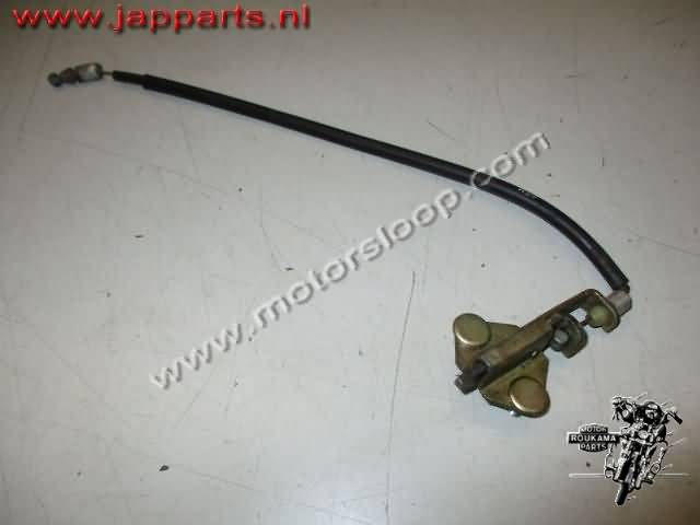 Yamaha YZF750R(4HD) Zadelslot met kabel