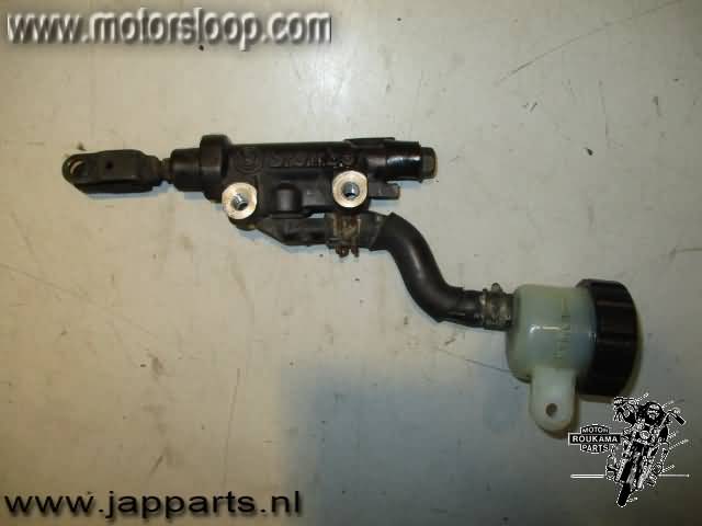 Yamaha XJ600S(RJ011) Rempomp achter