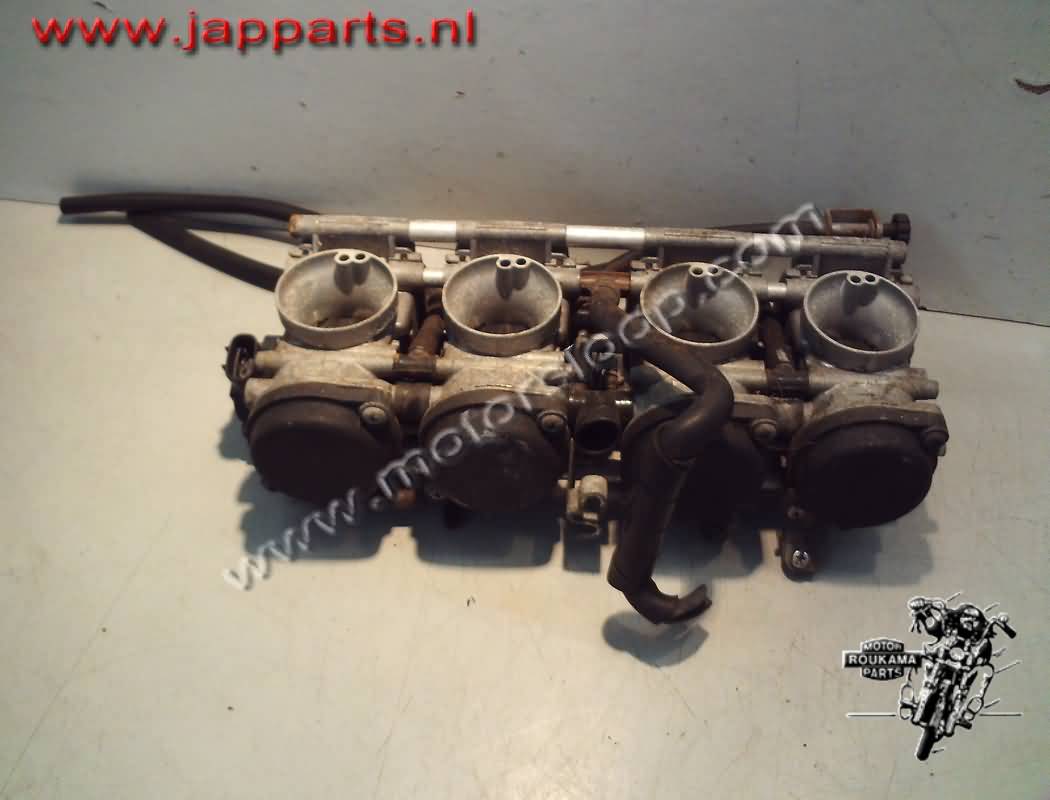 Yamaha FZS600 Carburadors