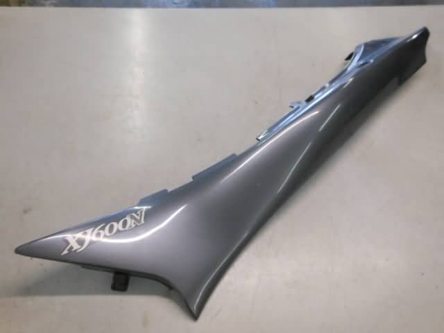 Yamaha XJ600N(4BR) Zijkap links
