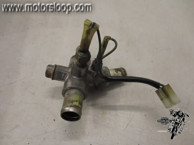 Yamaha XZ550(11U) Koelleiding verdeelstuk