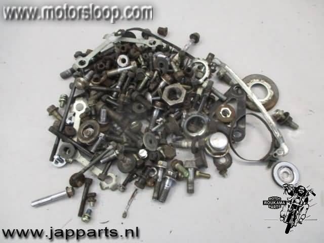 Yamaha XJ700X(1NW) Zak diverse bevestigingsmaterialen