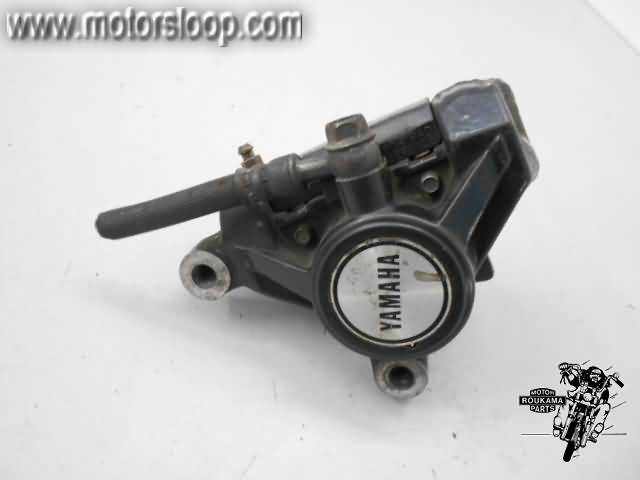 Yamaha YX600 Remklauw links voor