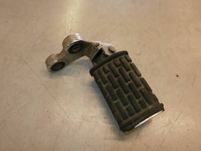 Yamaha XVZ1300(3JS) Voetstep rechts voor 1NL-27420-01-93