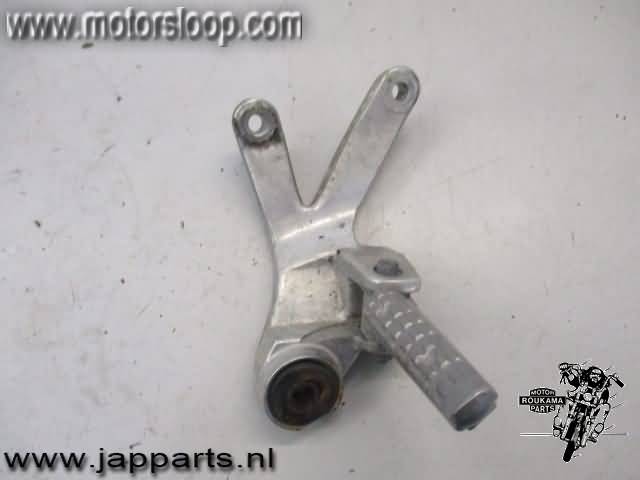 Yamaha FZR1000(3LE) Voetstephouder rechts achter