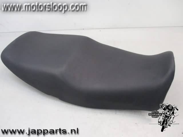 Yamaha XJ600S(4BR) Sillin 1