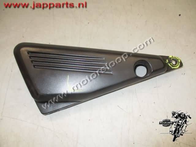 Yamaha FZS600 Zijkap Links binnen