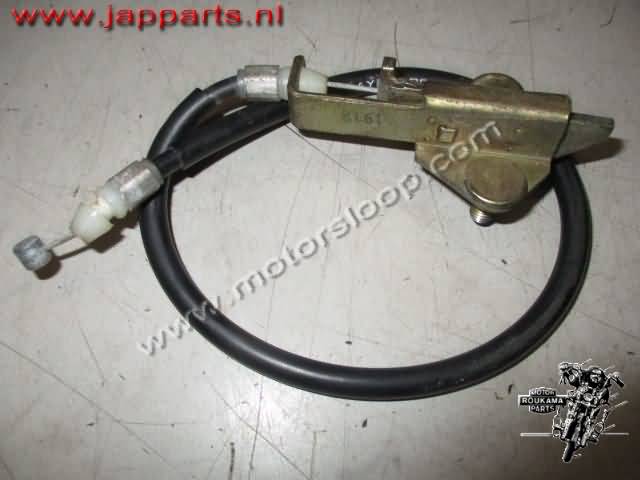 Yamaha FZS600 Seat lock