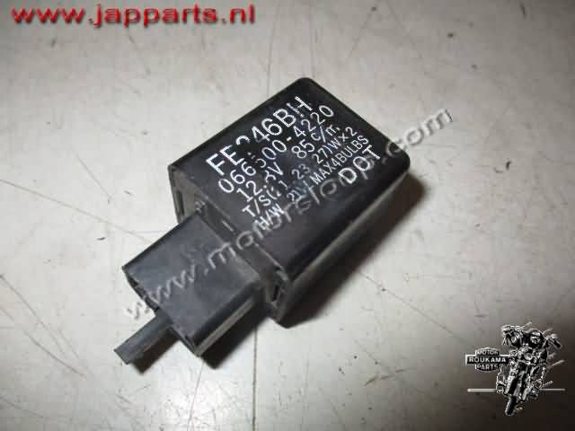 Yamaha FZS600 Rele intermitentes