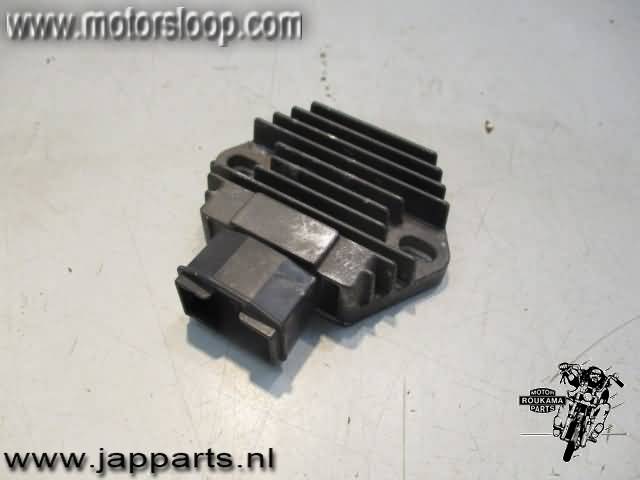 Yamaha XTZ660(3YF) Spanningsregelaar