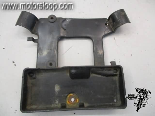 Yamaha XJ400(4V7) Case rear