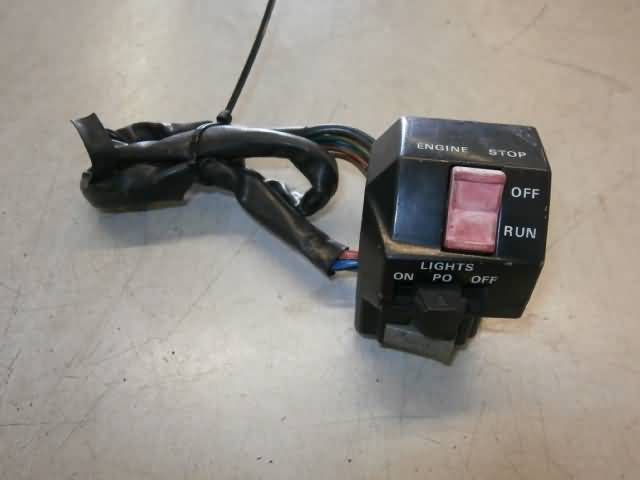 Yamaha FZR600(3HE) Stuurschakelaar rechts met lichtschakelaar