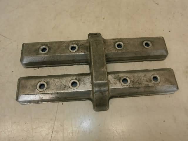 Yamaha FZR600(3HE) Valve cover 2TK-11191-00-00