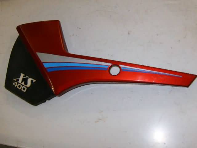 Yamaha XS400(12E) Zijkap Links Rood
