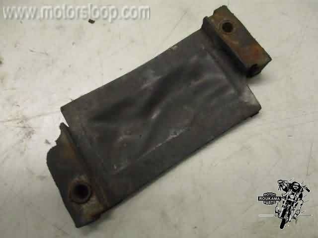 Yamaha XJ750(11M) Zekeringskastrubber