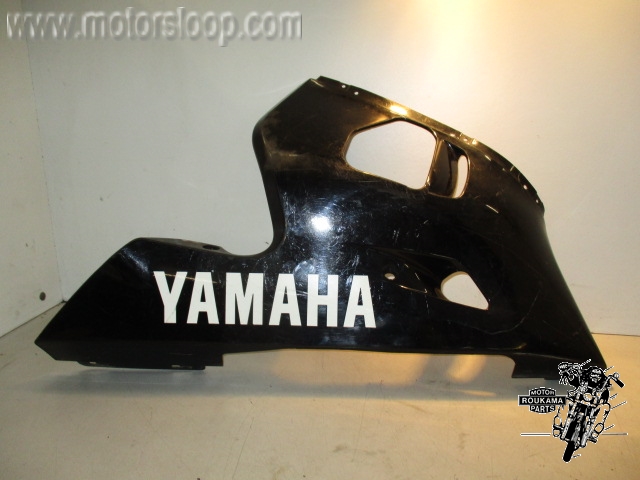 Yamaha YZF-R6(RJ031) Onderkuip rechts zwart