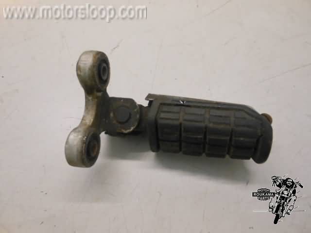 Yamaha FJ1200(3CV) Voetstep rechts voor 3CV-27420-00