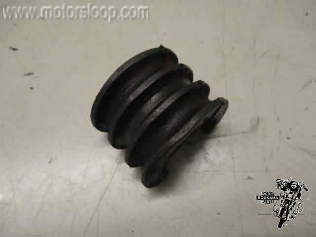 Yamaha V-MAX(1UT) Tank rubber 2