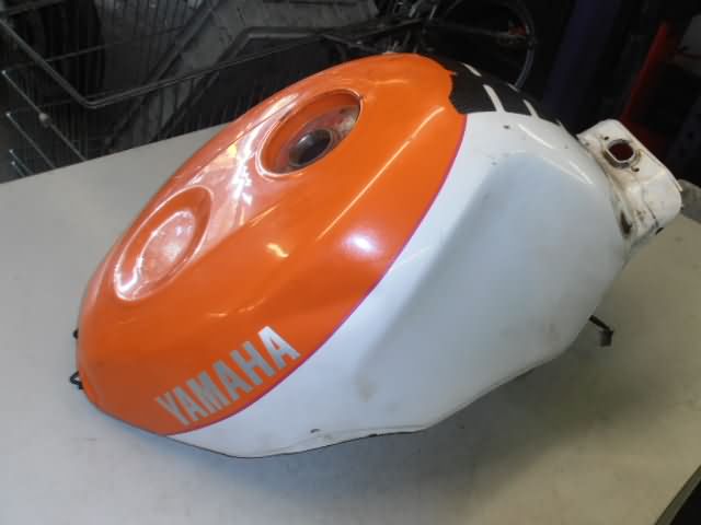 Yamaha YZF750SP Tank oranje wit 4FM-24110-10
