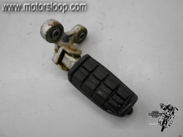 Yamaha FJ1200A(3XW/4AH) Voetstep rechts voor