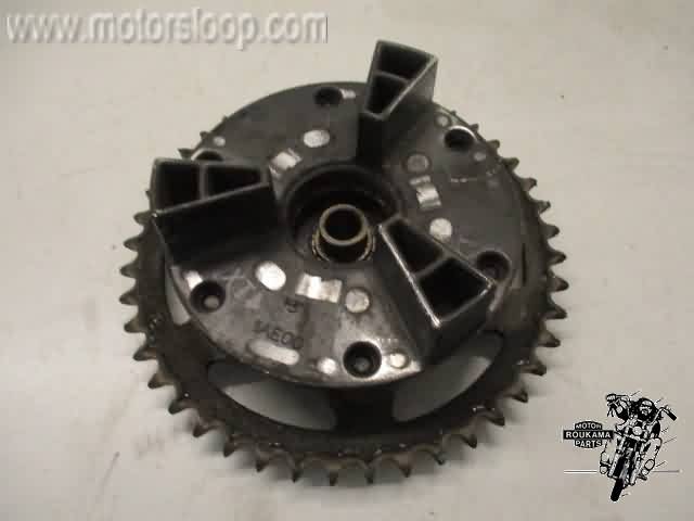 Yamaha TDM850(4TX) Sprocket carrier